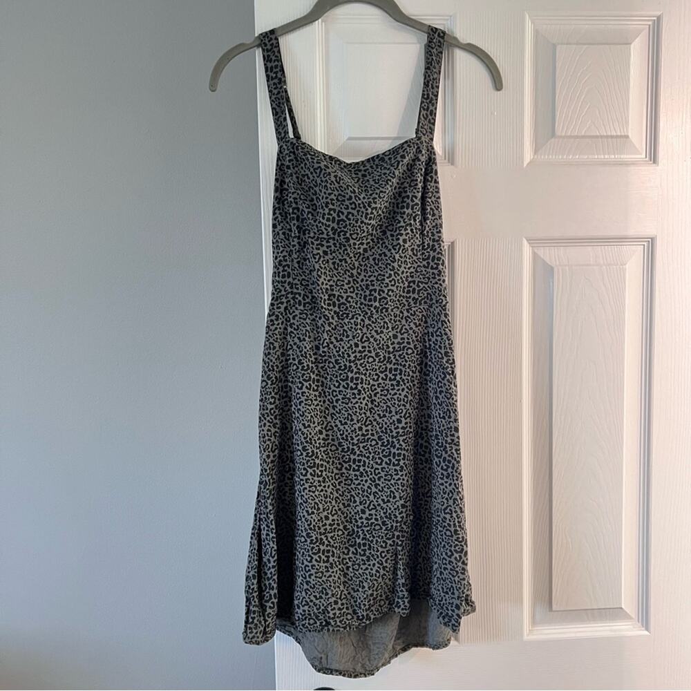 Hollister Leopard Patterned Open Back Dress Size M